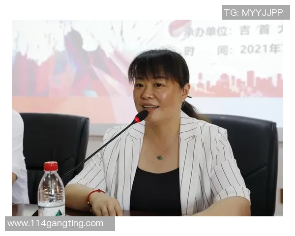 赵娜独家：分享足球心得