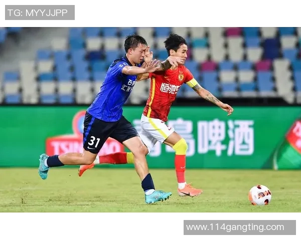 足球纪实：记录广州足球队的突破历程